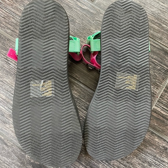 Steve Madden Studded Platform Sandals - Picture 3 of 5